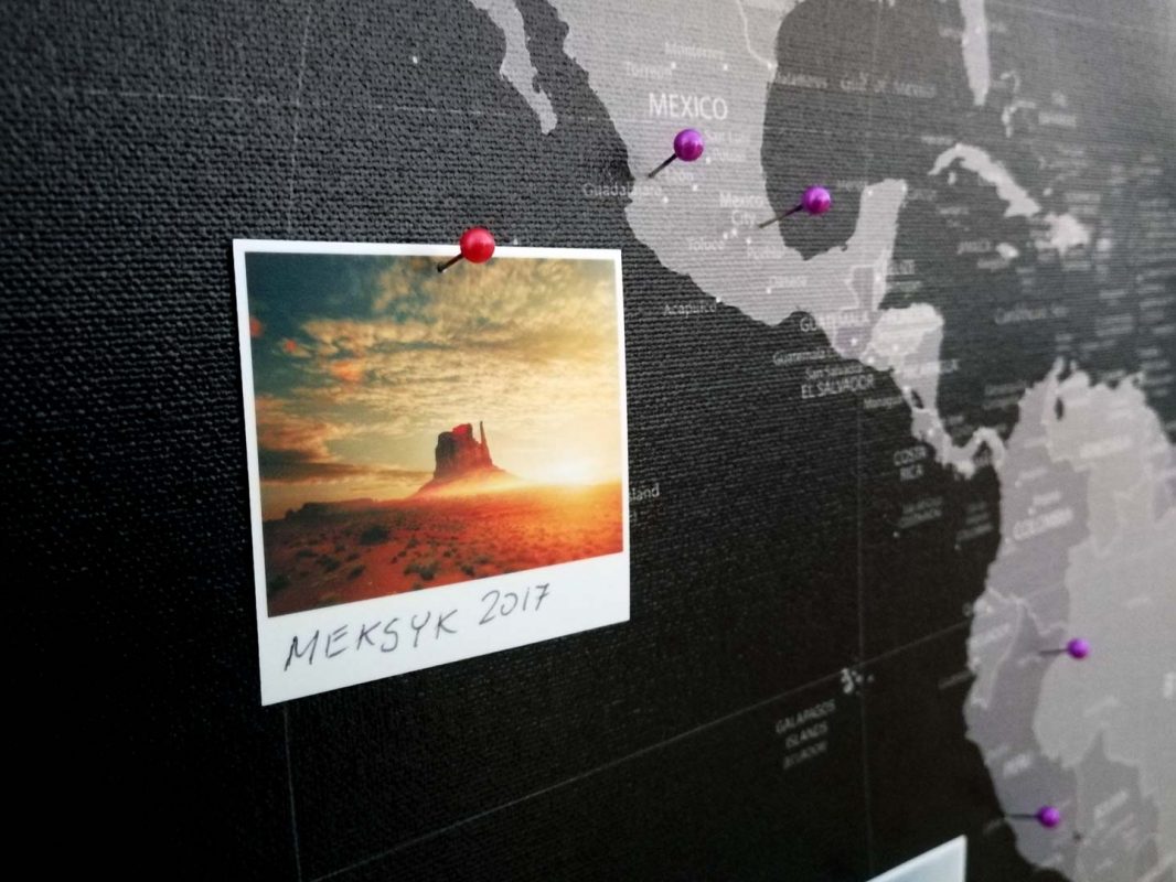 Personalizowana mapa świata do oznaczania podroży na ścianę PicArta